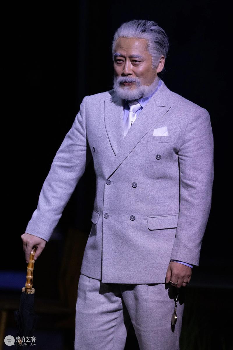 《推销员之死》导演林奕专访 上海话剧艺术中心 推销员之死 导演 林奕 新闻 记者 潘妤阿瑟·米勒 战后 美国 剧作 剧本 崇真艺客